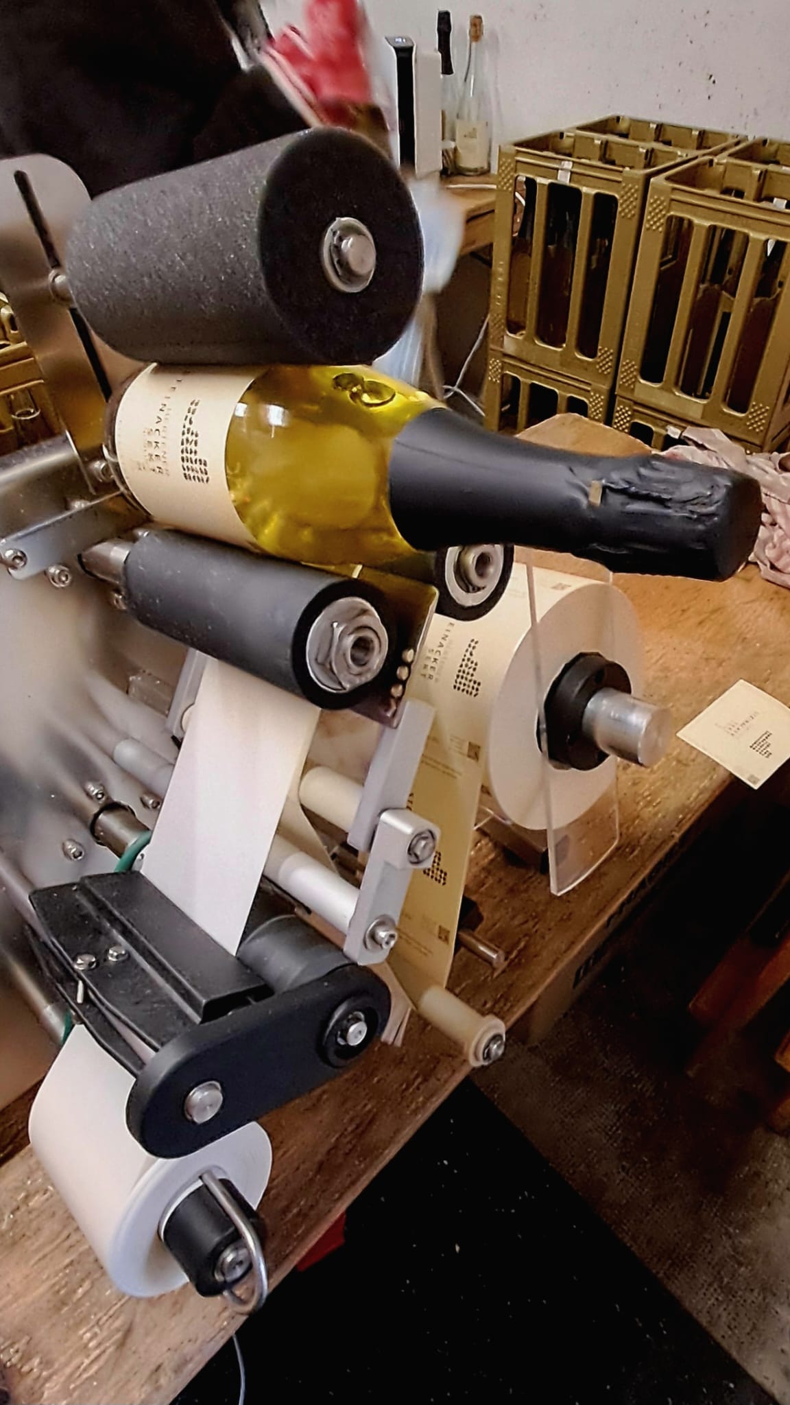 Abfüllung des Nobling Sekts Jahrgang 2017