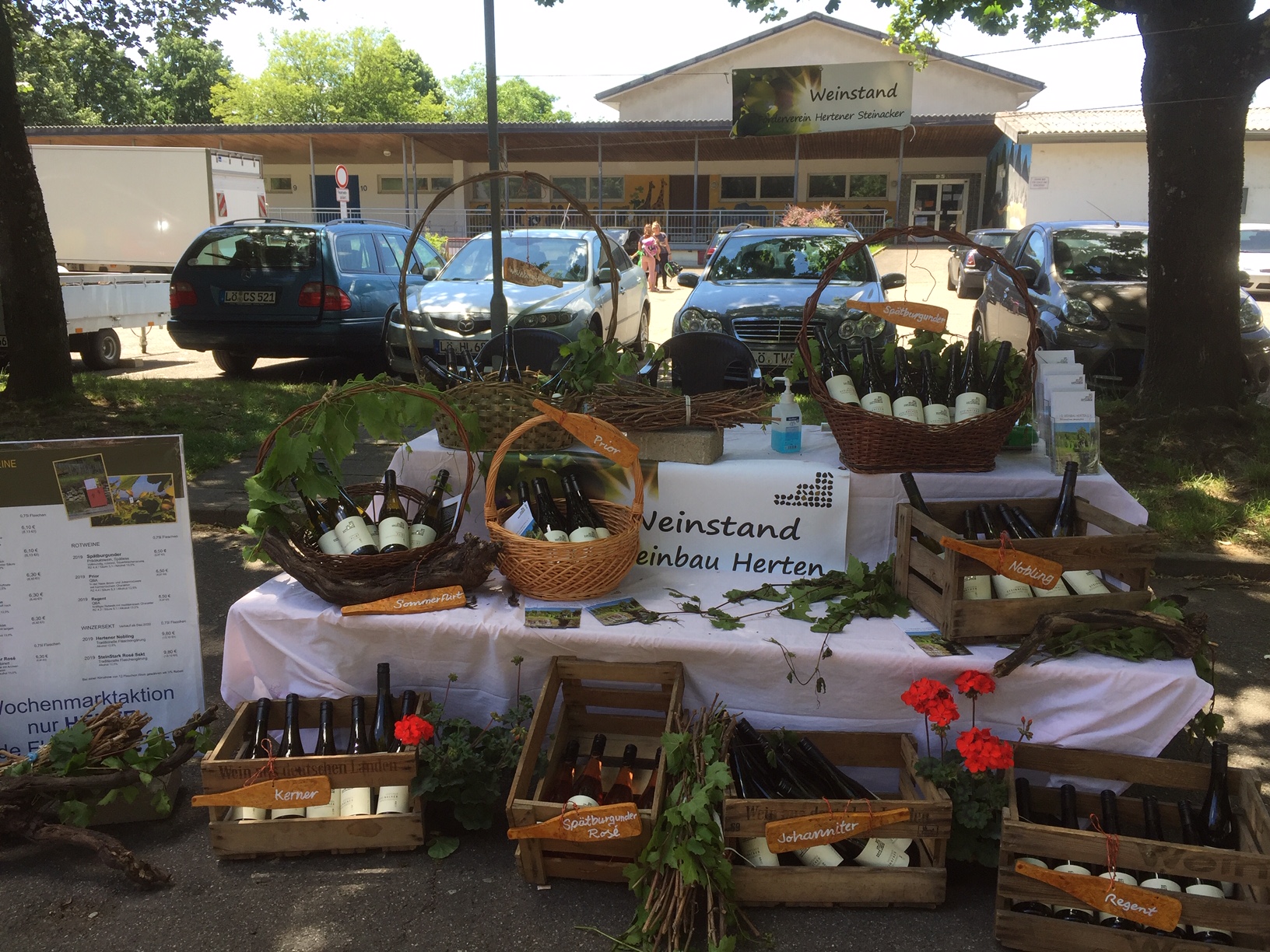 Weinstand auf dem Hertener Markt 
